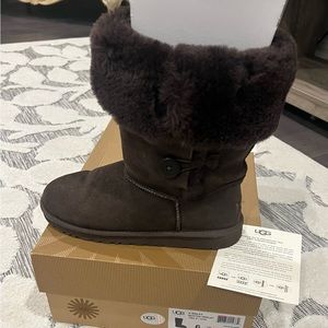 Uggs brand-new